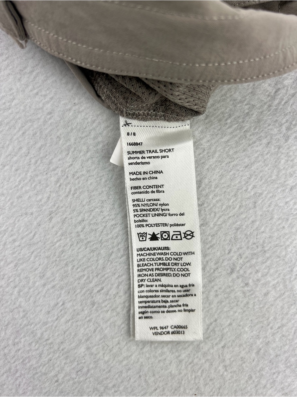 Eddie Bauer Womens Summer Strain Shorts Beige Outdoor Hiking 6” Inseam Size 8 - Picture 5 of 8